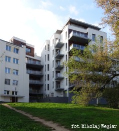 Budynek "Boryszewska 12" (10.2015)